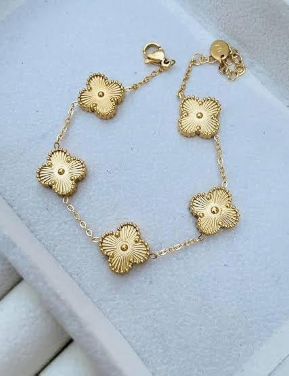 Premium Luxury Clover Motif Anti-Tarnish Bracelet
